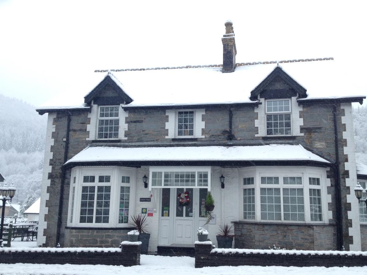 Oakfield Guest House Бетс-и-код Екстериор снимка